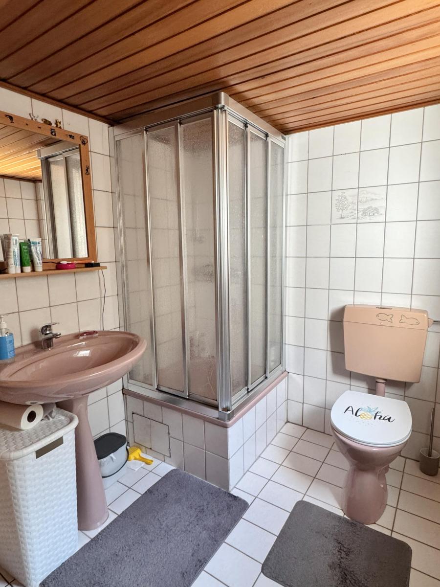Vorderhaus Badezimmer