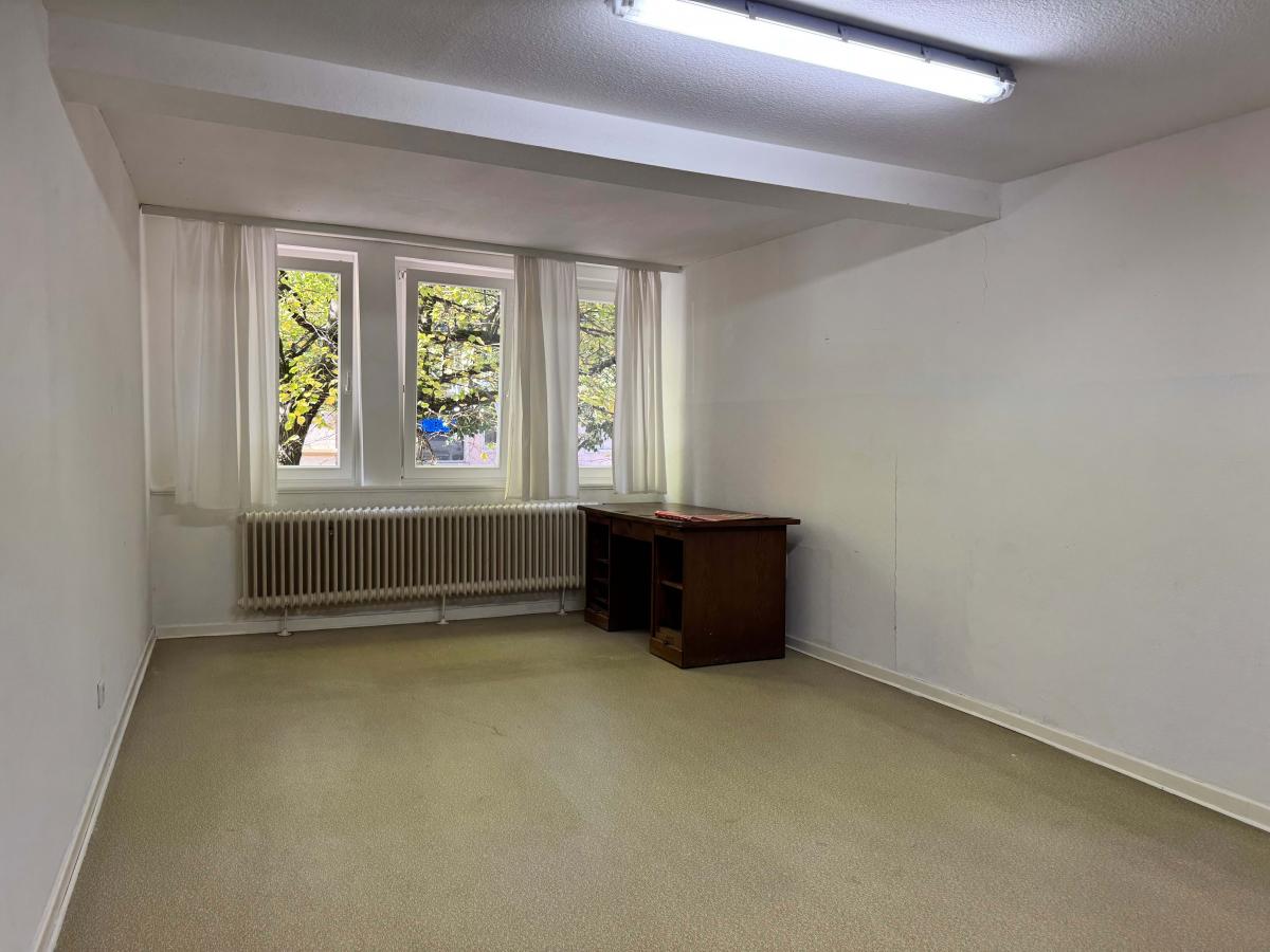 Vorderhaus Schlafzimmer 