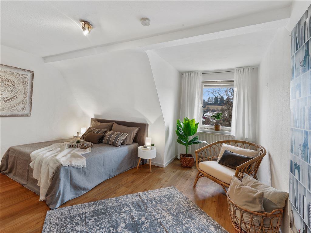 Schlafzimmer 1